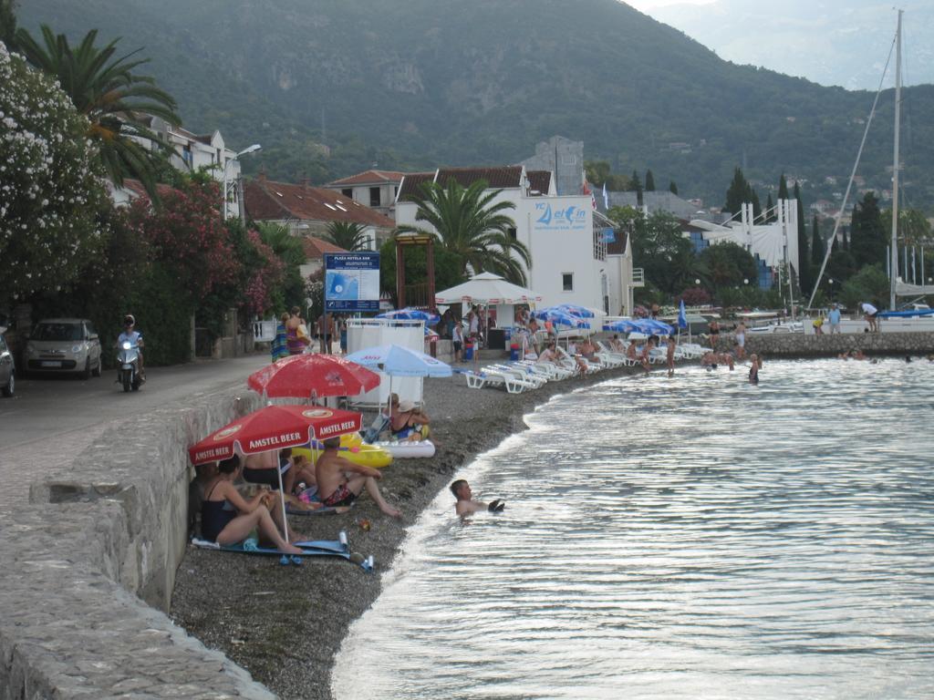 Apartments Delfin Tivat Exterior foto